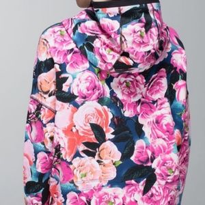 Lulu hold your OM hoodie floral zip up